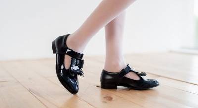 Детские туфли – предлагаемые фасоны и разнообразные стили - womo.ua - Канада
