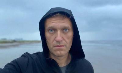 Алексей Навальный - Кира Ярмыш - Алексей Навальный впал в кому - woman.ru - Москва - Томск - Омск