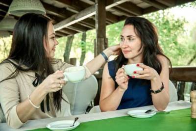 10 фраз, которые говорят о том, что в отношениях с подругой пора поставить жирную точку - milayaya.ru