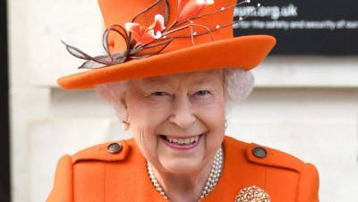принц Филипп - принц Чарльз - Елизавета II (Ii) - принц Эдвард - герцогиня Камилла - Елизавета - принцесса Евгения - Елизавета Королева - Джон Бруксбэнк - графиня Софи - Елизавета II не вернется в Лондон до конца года - tatler.ru - Лондон - Шотландия