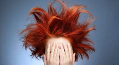 Это делают все! 5 ошибок, которые могут погубить волосы - milayaya.ru