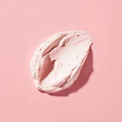 Розовая глина — ваше новое любимое средство для ухо... - glamour.ru