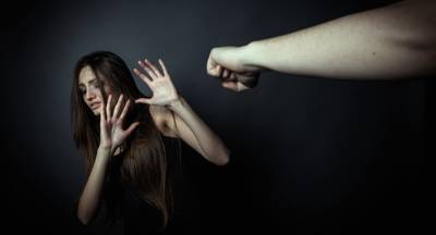 Бьет – значит любит? В России каждая третья женщина терпит избиения со стороны супруга - psyh.ru - Россия