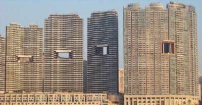 «Дырявые» небоскребы, или Зачем в Гонконге строят здания со сквозными отверстиями - chert-poberi.ru - Китай - Гонконг - Гонконг