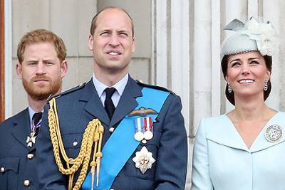 принц Гарри - Кейт Миддлтон - принц Уильям - принц Чарльз - Елизавета Королева - prince Harry - Meghan Markle - Инсайдер о ревности принца Гарри к Кейт Миддлтон и принцу Уильяму: "Он чувствовал себя запасным" - spletnik.ru