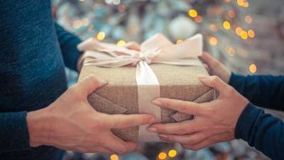 Что можно подарить мужу на день рождения? Топ 5 вариантов подарков, о которых он даже не мечтал - prelest.com