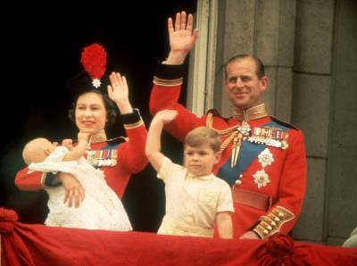 принц Филипп - Георг VI (Vi) - Неожиданная причина, почему принц Филипп никогда не хотел стать королем - marieclaire.ru - Англия