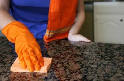 9 вещей, которые превращают кухонную столешницу в побитую поверхность - milayaya.ru