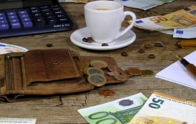 Лунный денежный календарь на сентябрь 2020: когда можно брать и давать в долг, считать и тратить деньги - hochu.ua