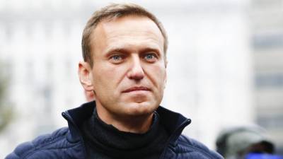 Алексей Навальный - Алексей Навальный пришел в себя — и он помнит события перед тем, как ему стало плохо в самолете - tatler.ru - Москва - Германия - Берлин - Томск - Омск
