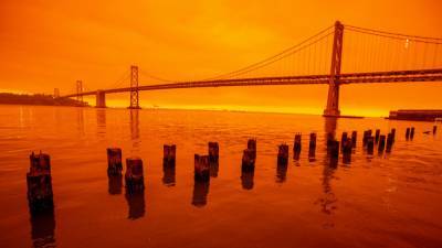 Страшно и красиво: оранжевое небо над Калифорнией - tatler.ru - Сша - Сан-Франциско - штат Калифорния - Вашингтон - штат Орегон