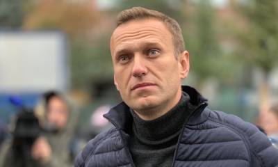 Алексей Навальный - Юлий Навальная - «Уже встает»: врачи сообщили о состоянии Навального - woman.ru - Германия