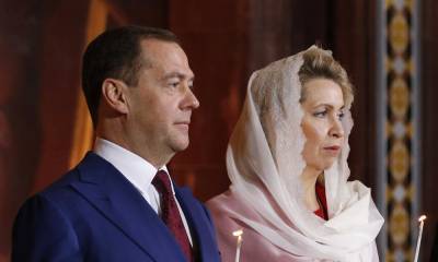 Дмитрий Медведев - Политолог: Медведев может стать следующим президентом России при поддержке жены - woman.ru - Россия