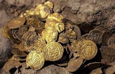 Золотые листья — как подростки нашли клад Аббасидского халифата возрастом 1100 лет - chert-poberi.ru - Индия - Израиль - Иран - Египет