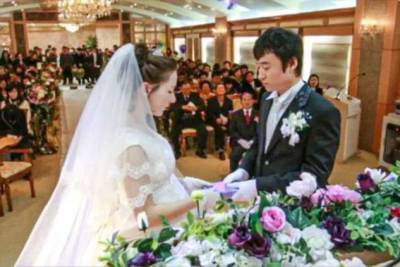 Россиянка искрометно описала свою свадьбу в Корее. После ее рассказа вы точно пожалеете, что не видели этого шоу вживую - milayaya.ru - Корея - Сеул