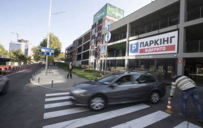 Кличко открыл паркинг в зоопарке, чтобы разгрузить проспект Победы - mur.tv - Украина