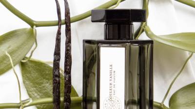 Ваниль во флаконе: Что нужно знать о новом аромате L'Artisan Parfumeur - vogue.ru