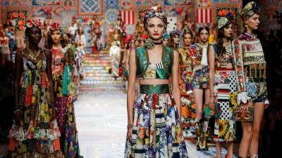 Стефано Габбан - Моя Сицилия: коллекция Dolce & Gabbana весна-лето 2021 - vogue.ua