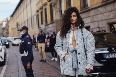 Streetstyle: как одеваются гости Недели моды в Милане, день 4 - vogue.ua