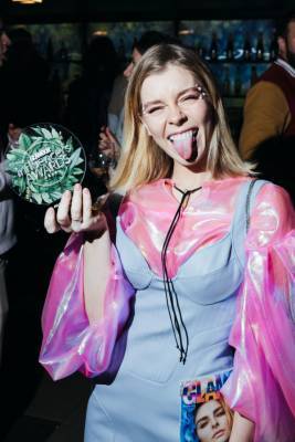 Glamour Influencers Awards 2020: как прошла церемон... - glamour.ru