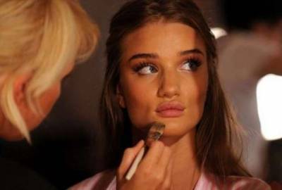 Визажисты назвали макияж, который подходит ВСЕМ женщинам. А вы знаете какой? - lublusebya.ru