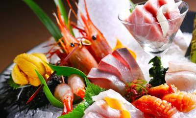 Не только суши: 3 необычных рецепта из сырой рыбы - marieclaire.ru