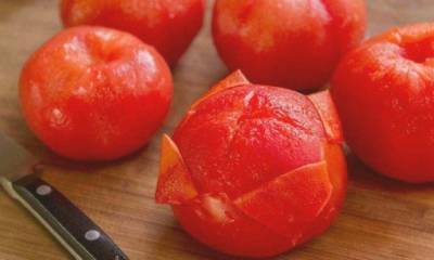 Как быстро почистить томат от шкурки - polsov.com
