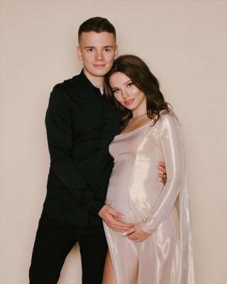 Арсений Шульгин - Сеня + Лиана = Селин. Арсений Шульгин показал первые фото новорожденной дочери - milayaya.ru