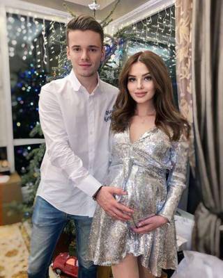 Арсений Шульгин - Семья Валерии показала первые фото новорожденной внучки певицы и назвала ее необычное имя - lublusebya.ru