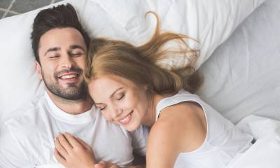 Тест на отношения: о чем говорит поза, в которой вы спите с партнером - marieclaire.ru