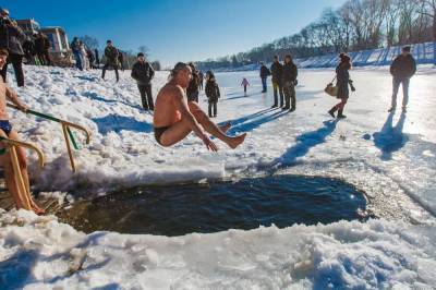 Крещенские праздники – как купаться в проруби без риска для здоровья - sadogorod.club
