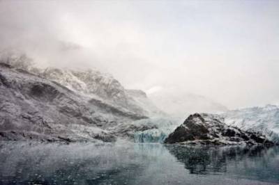 Как выглядят таящие айсберги. Глыбы льда посреди океана (10 фото) - chert-poberi.ru - Англия - Гренландия - Антарктида - Норвегия