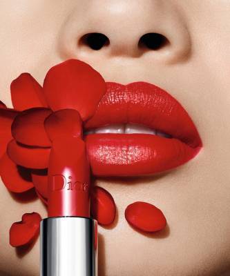 Питер Филипс - Губы, которые хочется целовать: коллекция помад Dior для поцелуев - elle.ru