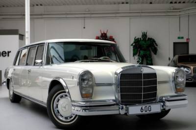 Mercedes-Benz 600 Pullman 1975 года с комфортный салоном от современного Maybach - porosenka.net - Голландия