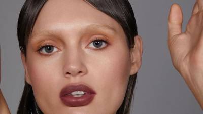 Губы и уменьшение губ — вся правда о процедуре от косметолога - vogue.ru