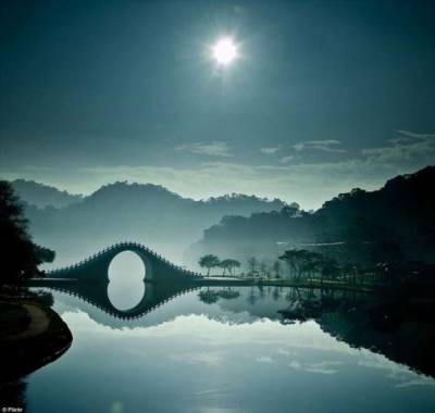 Сказочно красивые мосты из реальной жизни (21 фото) - chert-poberi.ru - Китай - Греция - Германия - Швейцария - Тайвань - Испания - Болгария - Шотландия - Норвегия - Тайбэй