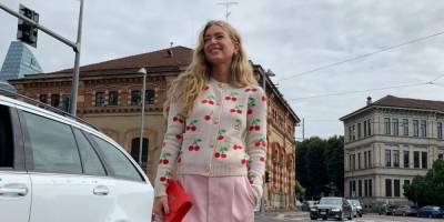 Эмили Синдлев - Alessandra Rich - Instagram-тренд: шерстяной кардиган - хит этой зимы - vogue.ua - Дания