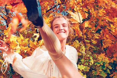 Наталья Водянова - Платформы, меховые тапки и цветные каблуки: какую обувь носить этой осенью - spletnik.ru