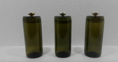 Превратить обычные стеклянные бутылки в изящные баночки для хранения очень просто - cpykami.ru
