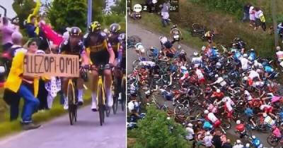 Болельщица, ставшая причиной массовой аварии на Тур де Франс, предстала перед судом - porosenka.net