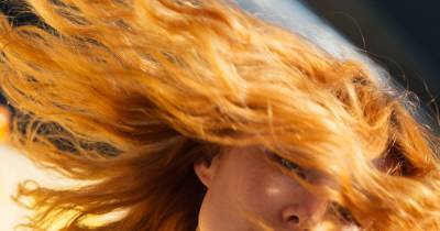 Окрашивание хной снова в моде: насколько это безопасно для волос - 7days.ru - Ссср