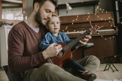 Чем полезна музыка для детей? - lifehelper.one