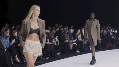 Мэтью Уильямс - Покушение на кутюр: коллекция Givenchy весна-лето 2022 - vogue.ua - Париж