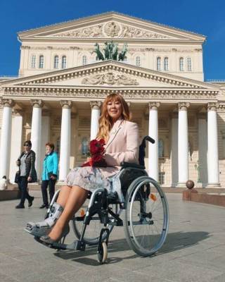 Анита Цой - Анита Цой получила почетную награду в инвалидном кресле - milayaya.ru - Россия - Турция