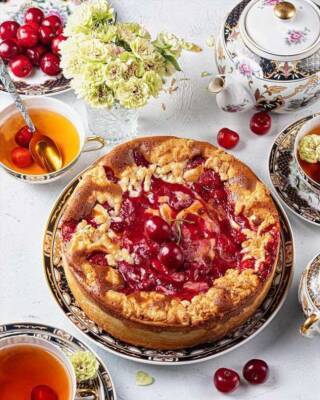 Шикарный десерт для пикника: готовим вкусный вишневый пирог - milayaya.ru