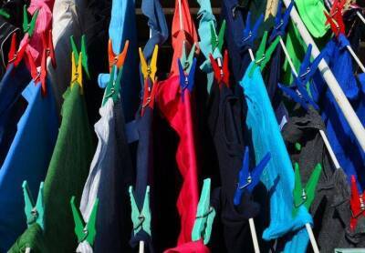 Сортировка одежды по цвету перед стиркой: какую непростительную ошибку допускают хозяйки - lifehelper.one