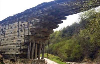 Деревянный мост в Дагестане, построенный без единого гвоздя, стоит более 200 лет - chert-poberi.ru - республика Дагестан