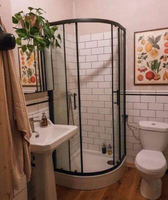 До и после. Дизайнер взялся за маленькую ванную в хрущевке и превратил ее в красивый интерьер - lublusebya.ru