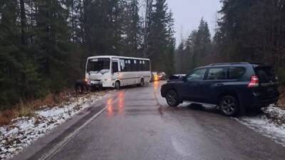 Авария дня. Пассажиры автобуса получили травмы в ДТП, которое произошло в Ленобласти - porosenka.net - Ленобласть обл.