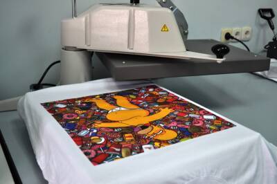 Печать на одежде на заказ: выбор фасона, стойкий вышитый или напечатанный логотип, тысячи единиц товара пошьют за сутки - ladyspages.com
